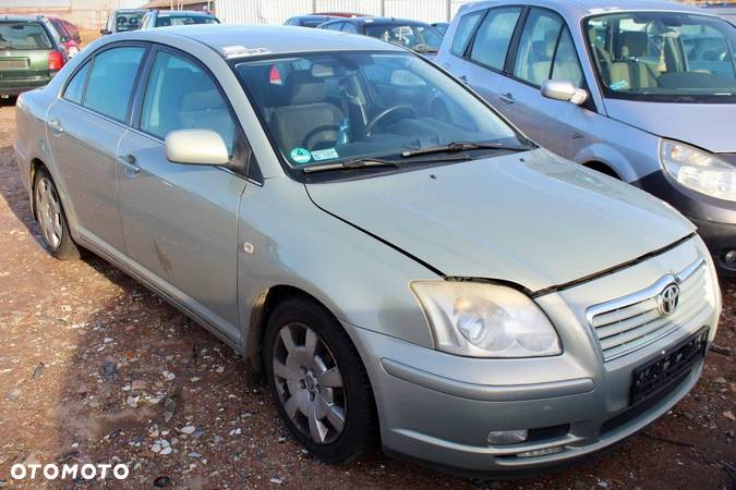 Toyota Avensis T25 2004 1.8i 1ZZ Sedan (MASKA, ZDERZAK, LAMPA, BŁOTNIK, DRZWI, KLAPA, SZYBA, FOTEL) - 1