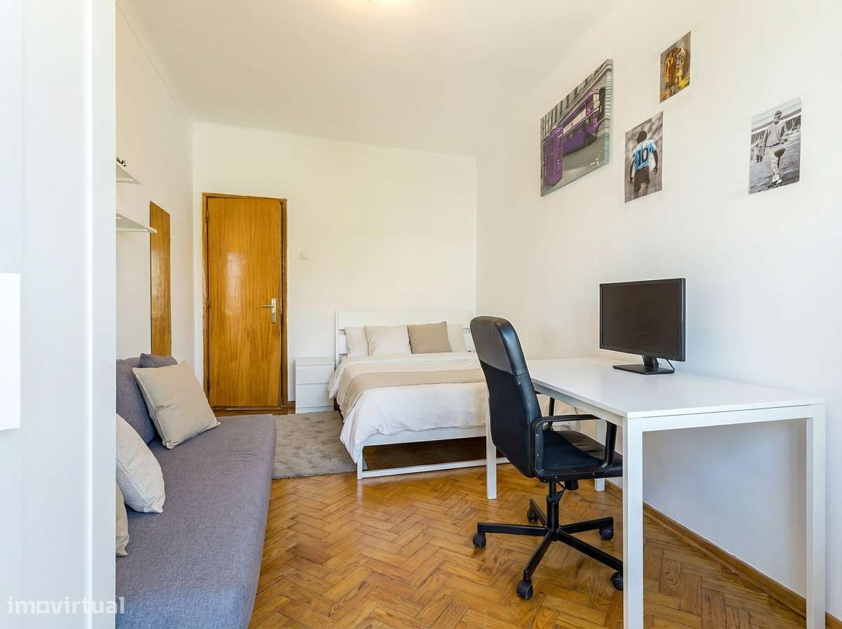 Apartamento T3, Almada-10