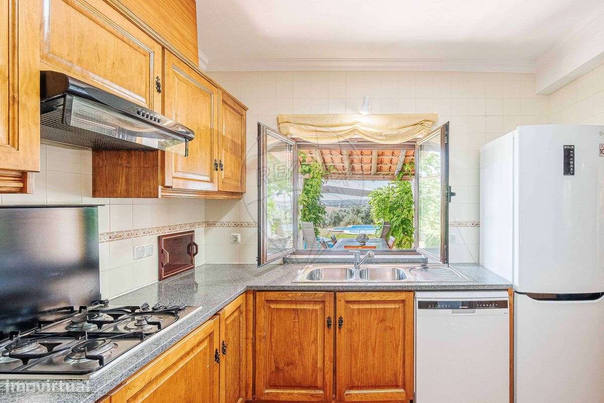 Moradia T4 para venda-22