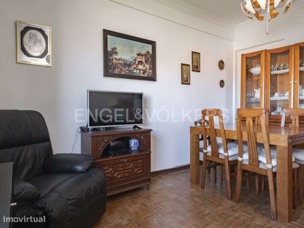 T1 com excelente luminosidade na Pontinha - Grande imagem: 5/26