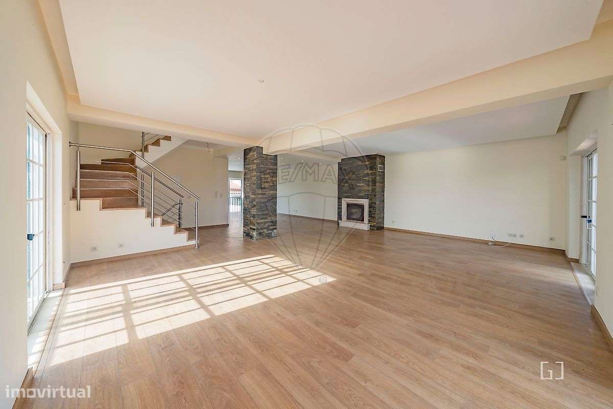 Moradia T5 para venda - Grande imagem: 1/41