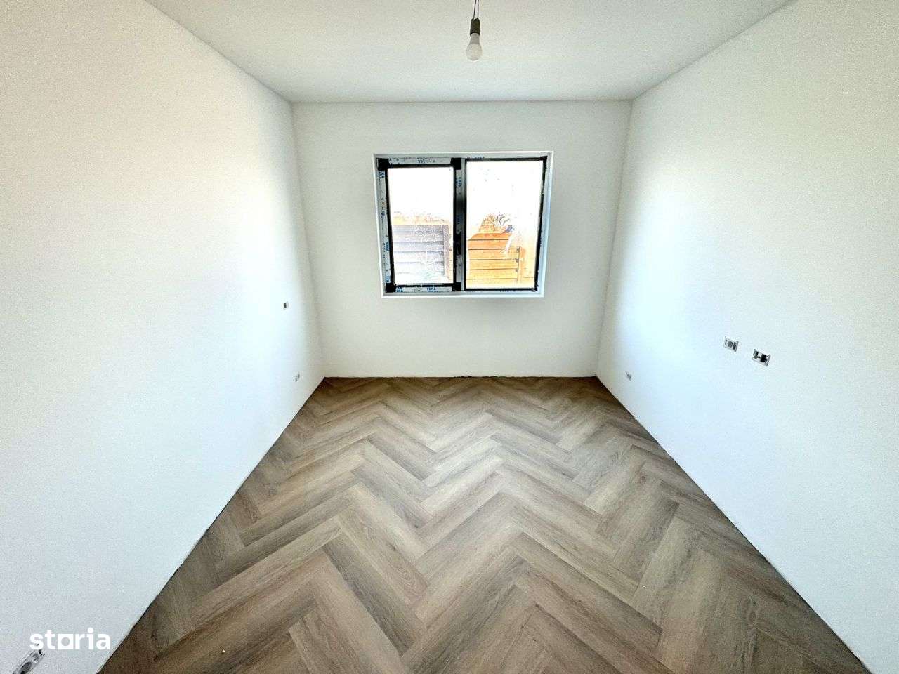 500-560 mp teren! CANALIZARE! Incalz in pard! Casa Bucium-Hlincea - Imagine principală: 4/9