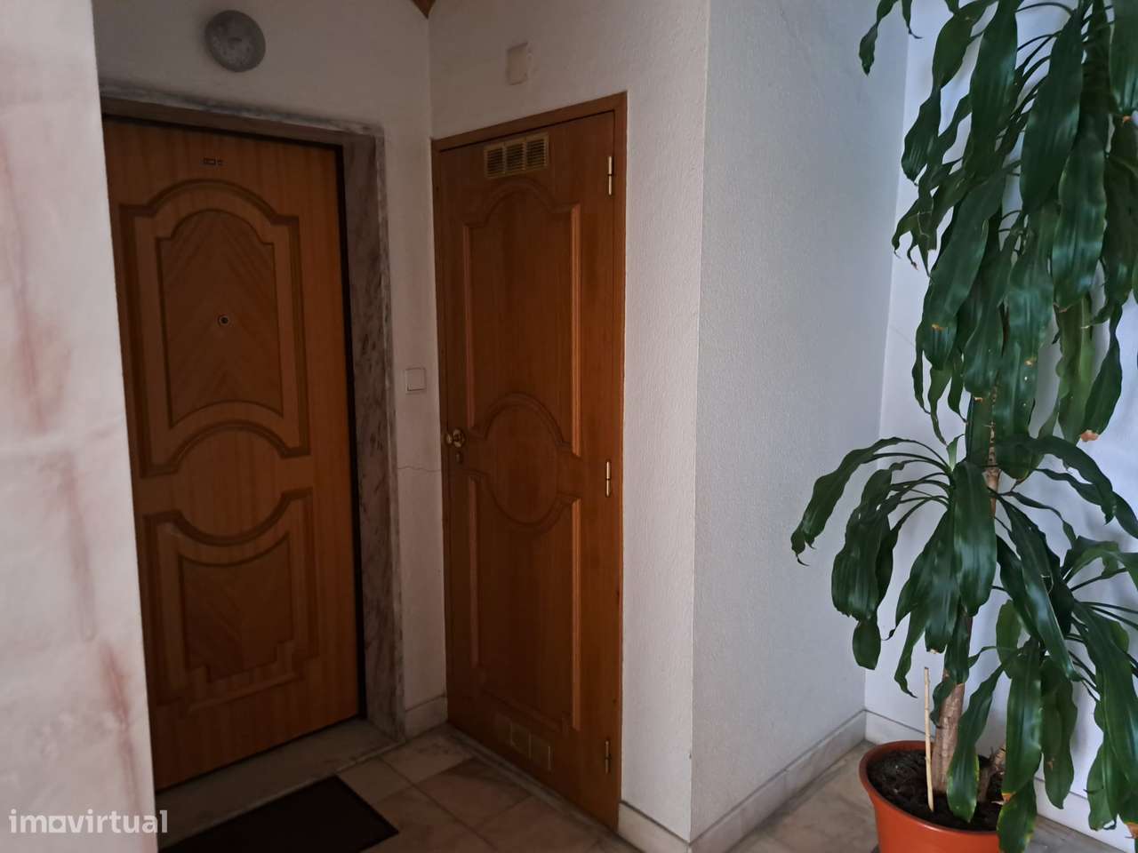 Excelente Apartamento T3 Seminovo em Vialonga-27