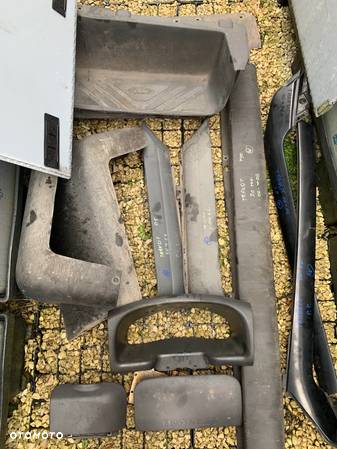 PLASTIK MIX POJAZDU: FORD TRANSIT 00-06 2.0 TDCI - 1