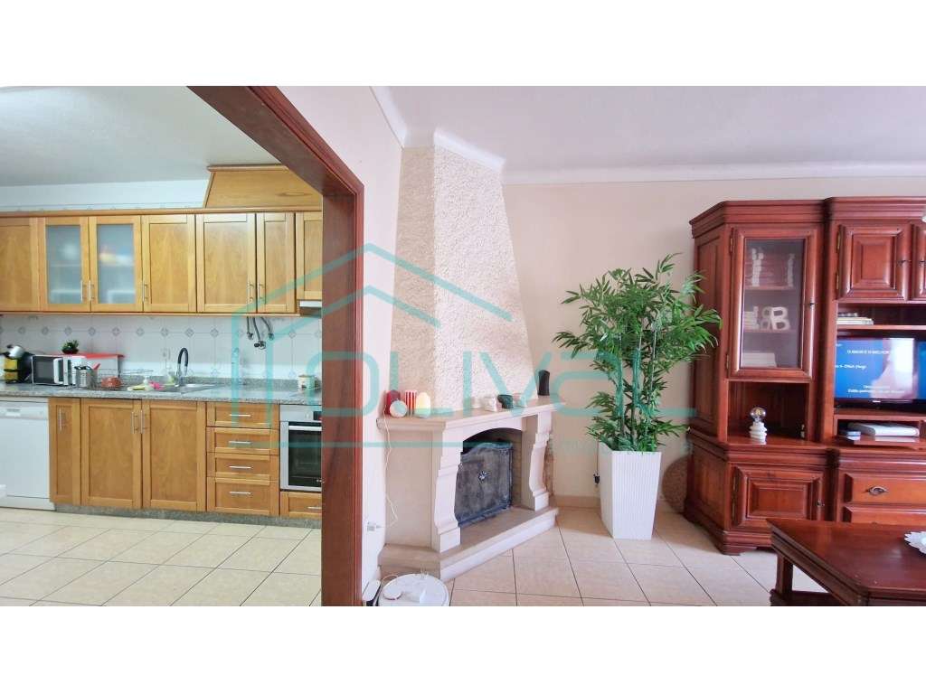 Moradia T6 centro de Samora Correia-6