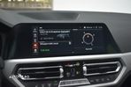 BMW Seria 3 330e Aut. - 19