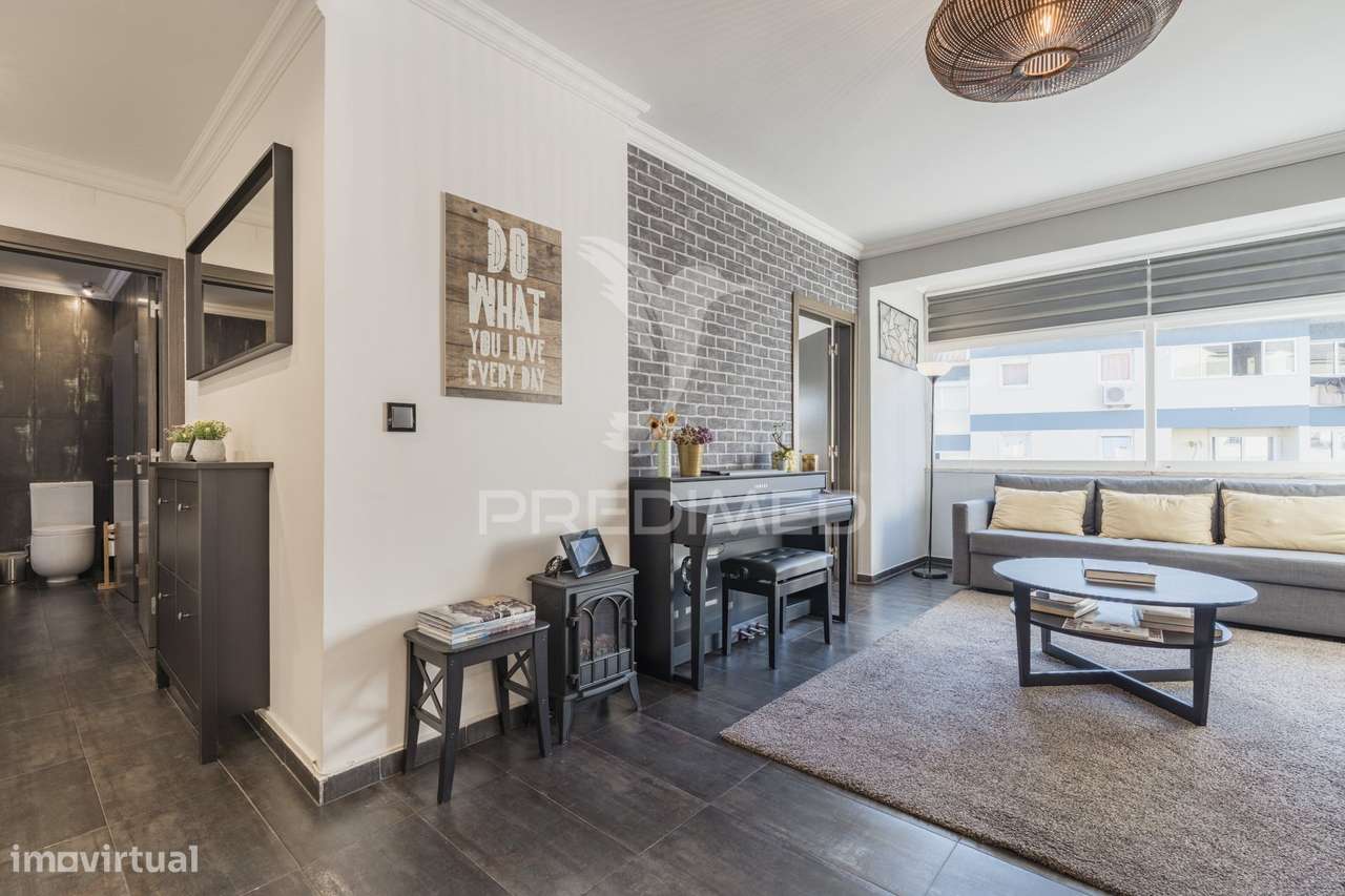 Amplo T1 Remodelado com Closet e Open Space | Perto da Praia e do C... - Grande imagem: 4/38