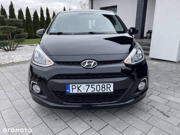 Hyundai i10 1.0 Fifa World Cup Edition - 2