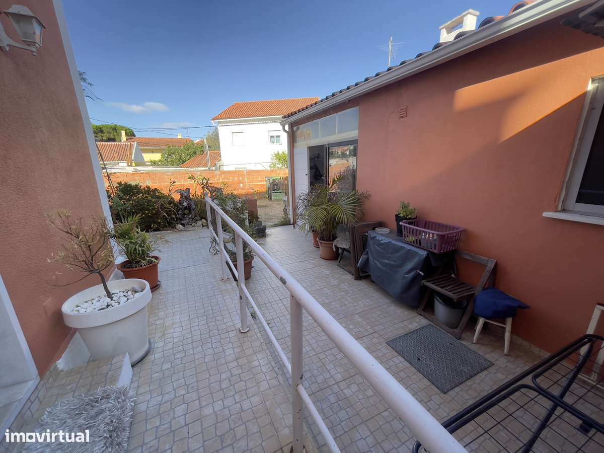 EXCLUSIVO EM CASCAIS |  T3 +1 anexo EM MANIQUE DE BAIXO.-23