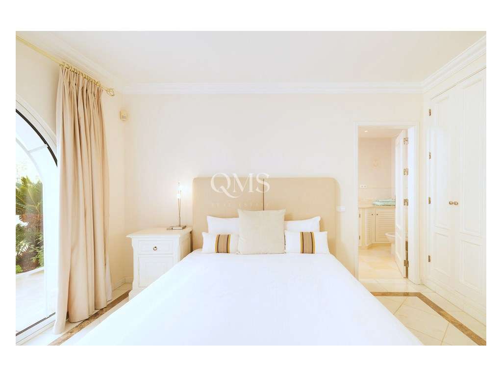 Moradia T4 Frente Golfe com Piscina & Total Privacy Vale do Lobo Al...-44