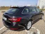 Skoda Superb 2.0 TDI Ambition DSG - 13