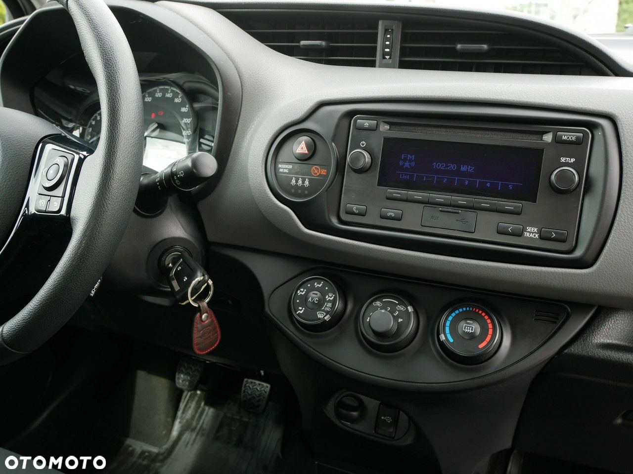 Toyota Yaris 1.5 Life - 23