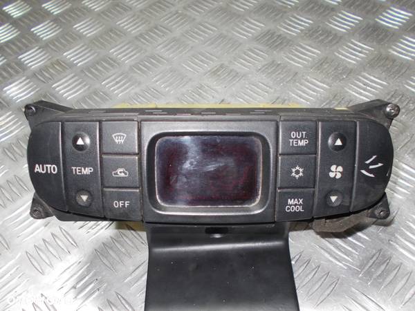 Mitsubishi Carisma panel klimatyzacji - 1