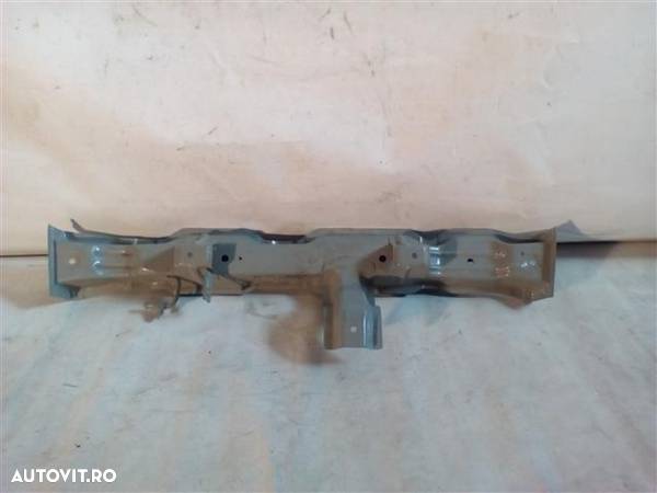 Traversa panou spate Hyundai Getz An 2002-2006 cod 65751-1C300 - 2