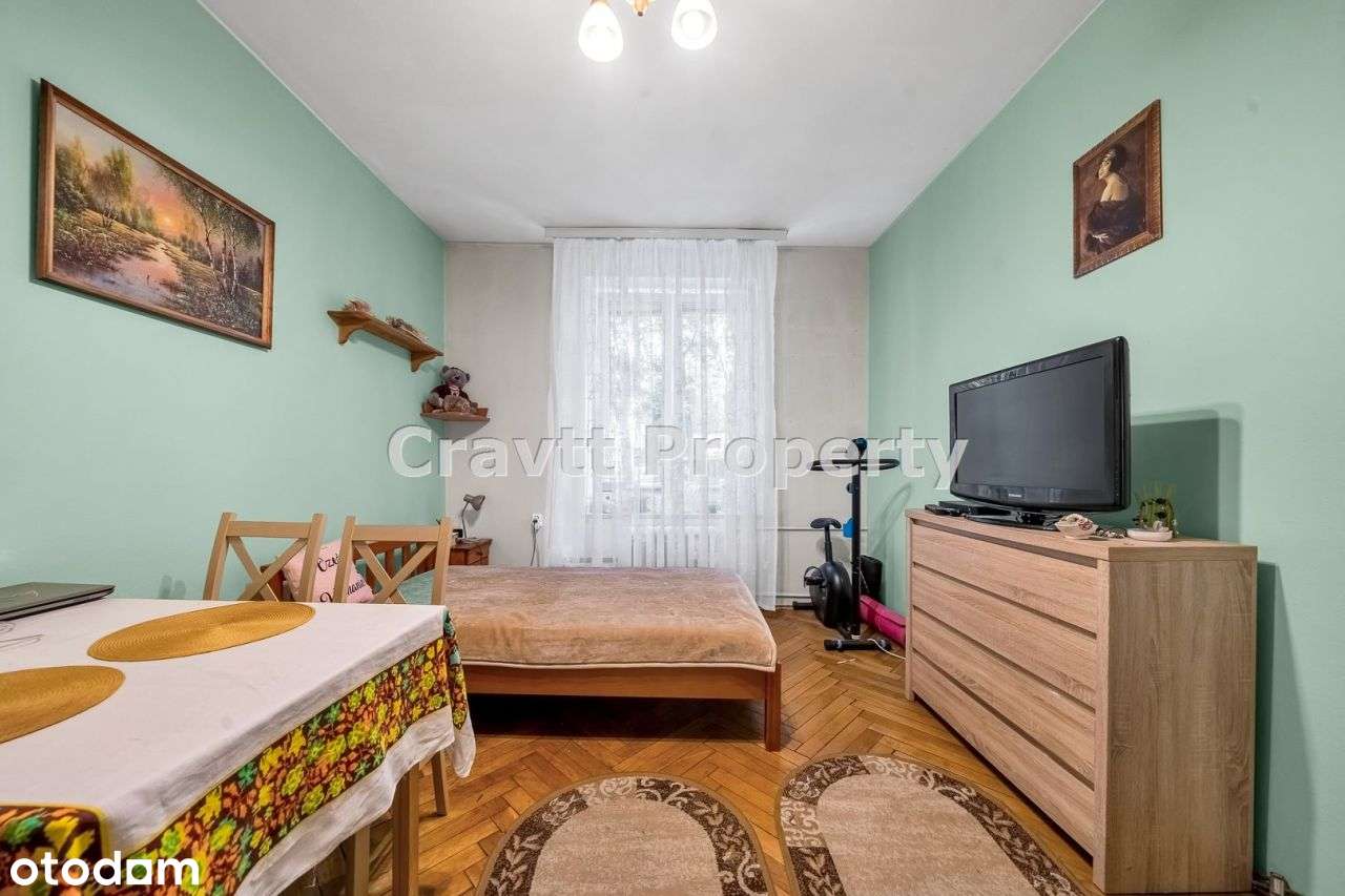 Rozkładowe dwa pokoje w przedwojennej kamienicy - Pełny obrazek: 2/16