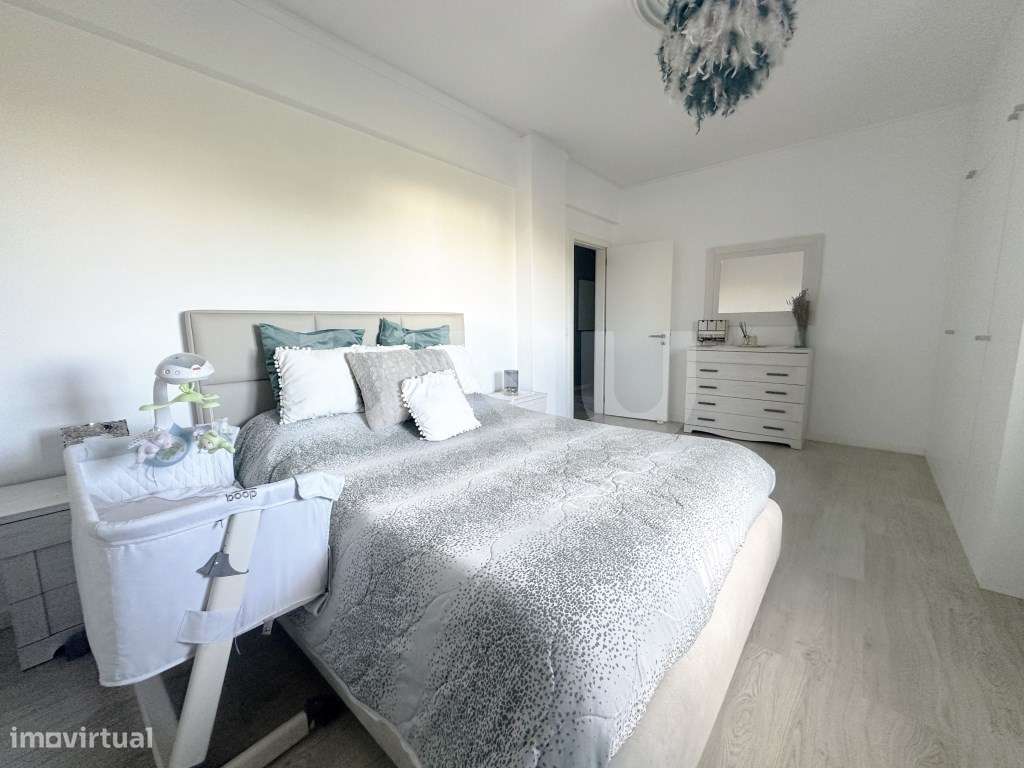 Apartamento T3 renovado-5