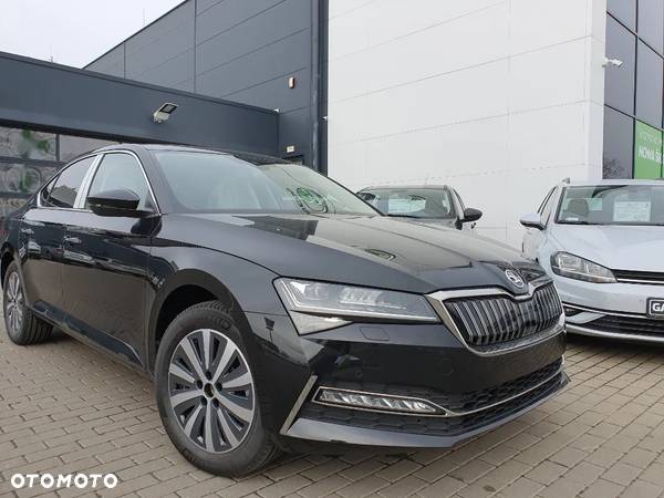 Skoda Superb 1.4 TSI Plug-In Hybrid Style DSG - 2