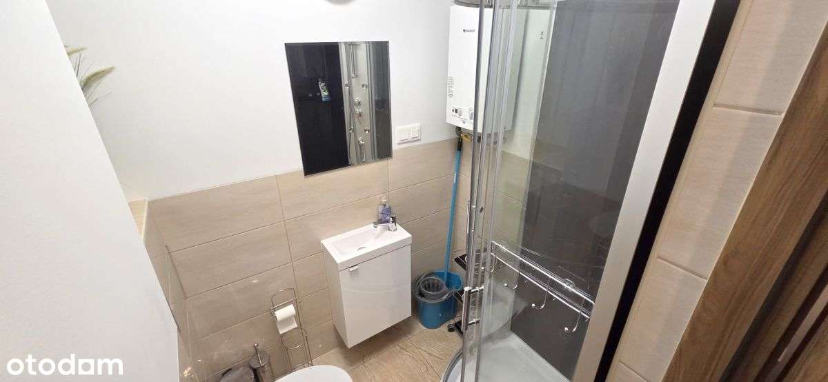 Komfortowa kawalerka w centrum Katowic!-4