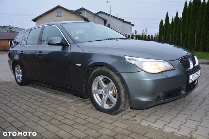 BMW Seria 5 525d - 8