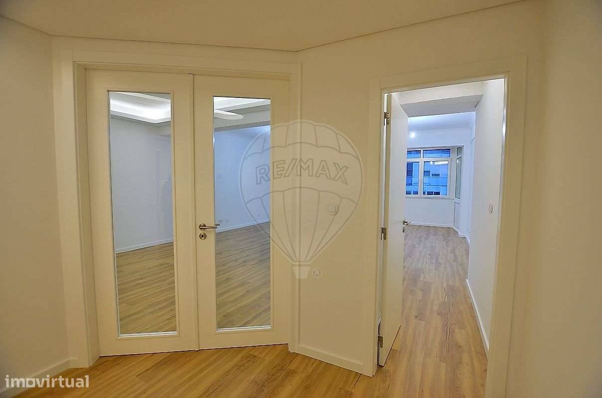 Apartamento T3 à venda em Cacilhas-9