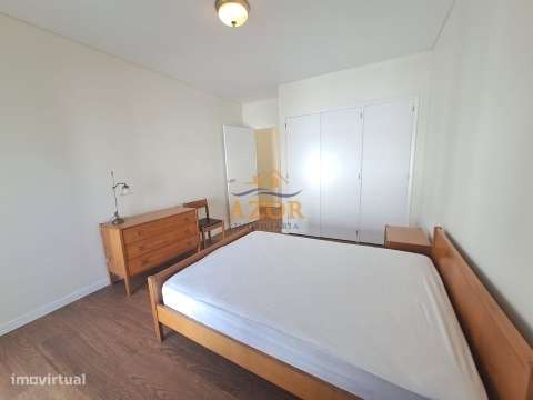 Apartamento T3 Venda em Ponta Delgada (São Sebastião),Ponta Delgada-10