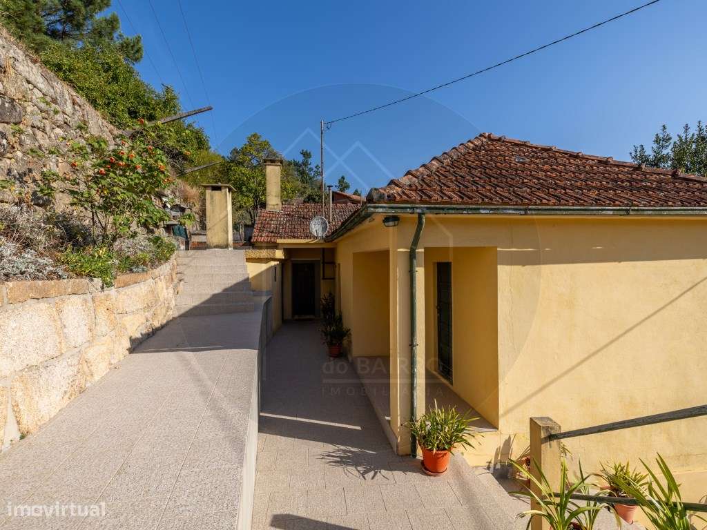 Propriedade com Vista Panorâmica para o Douro Moradia e Terreno com... - Grande imagem: 4/55