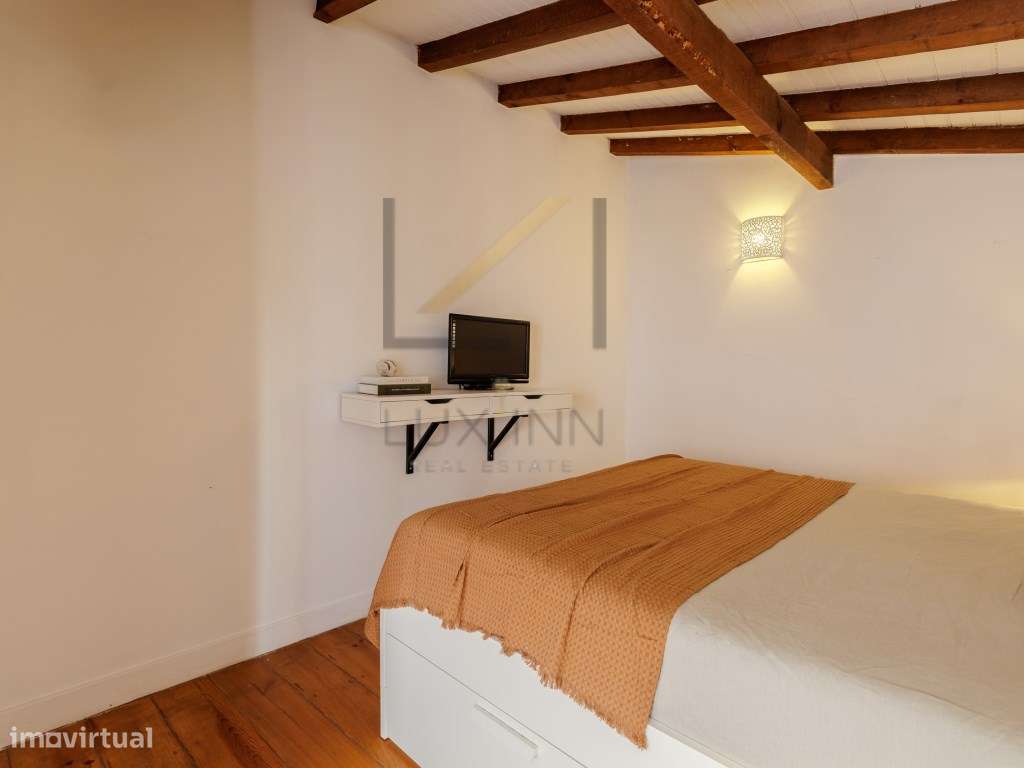 Apartamento T2 em Alfama, excelente localização-9