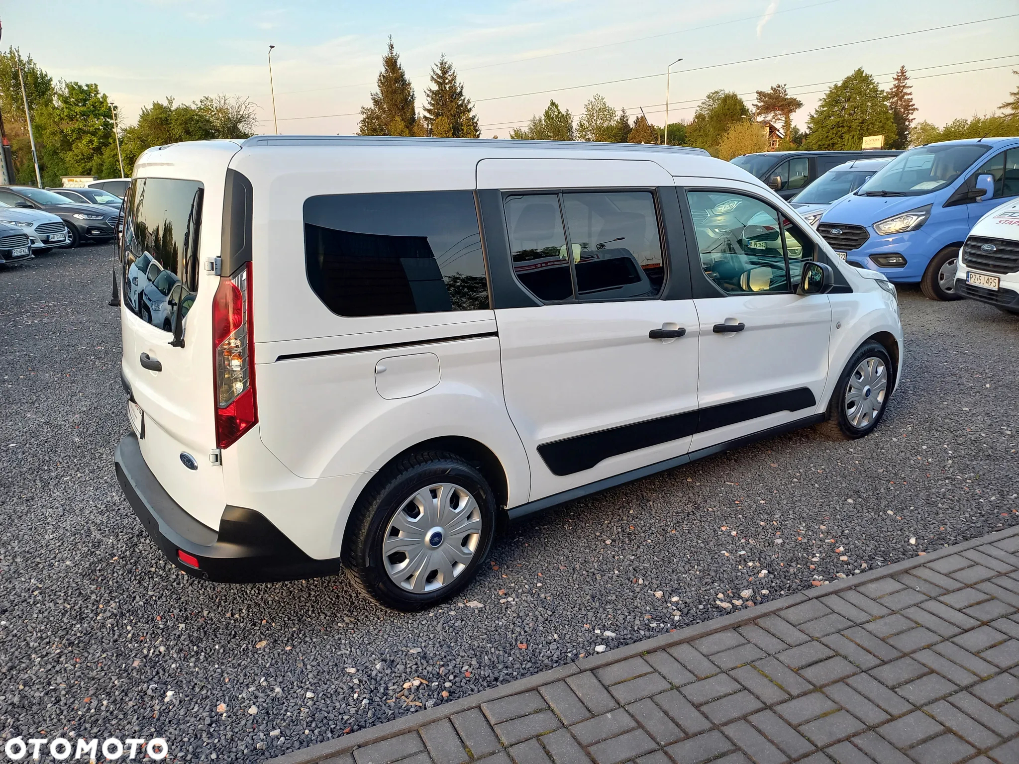 Ford Transit Connect 240 L2 Trend - 10