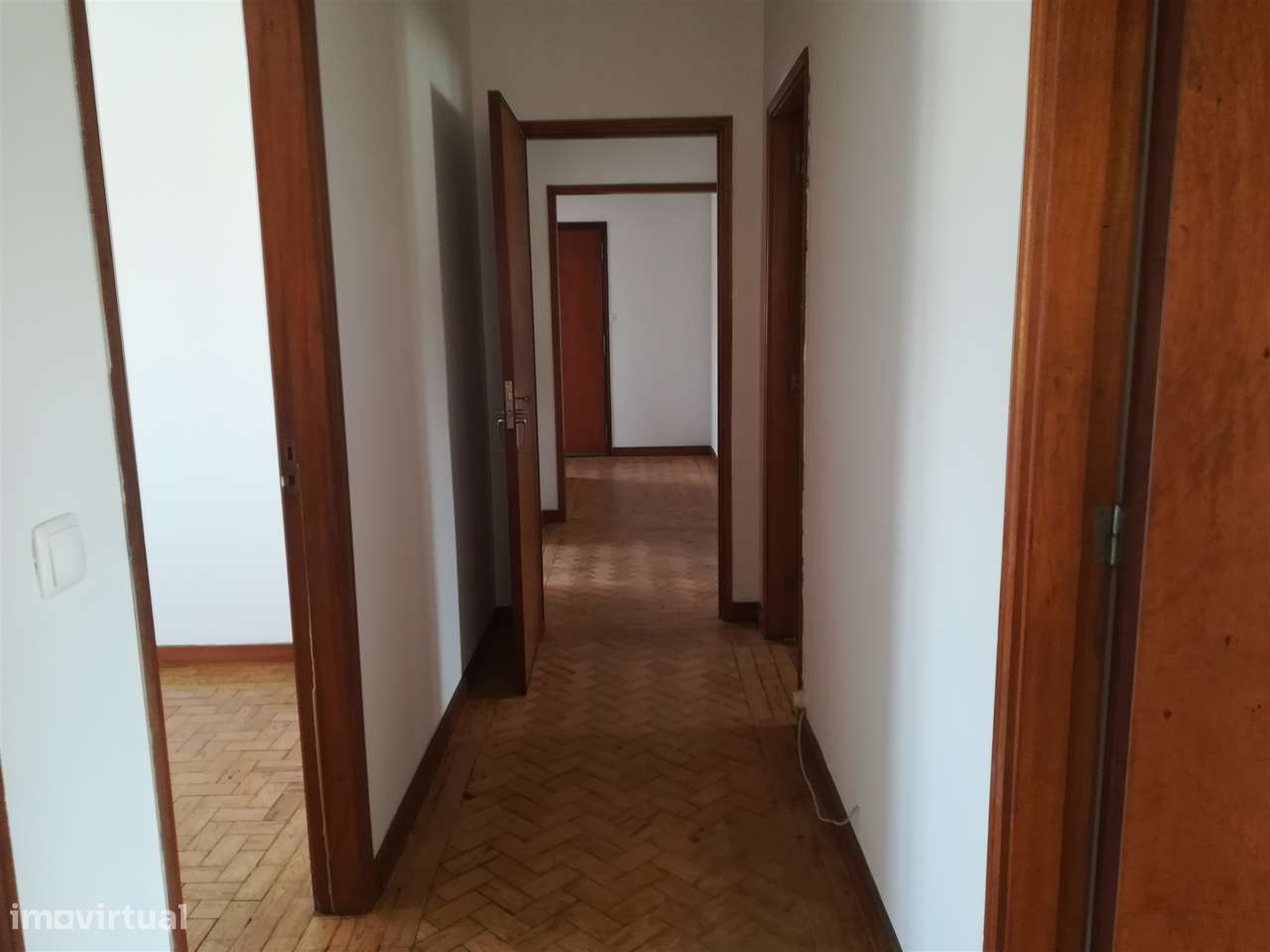 Apartamento T4 - Bairro Norton de Matos - Coimbra/Venda-36
