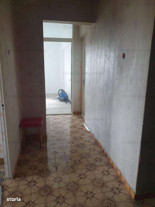 SUPER PRET! Bariera Calarasi ULTRACENTRAL  3 camere - Imagine principală: 2/9