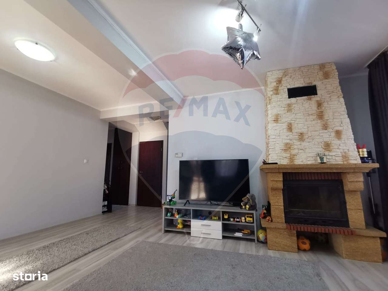 Casă 7 camere si curte, zona Metro Oradea, de vanzare-18