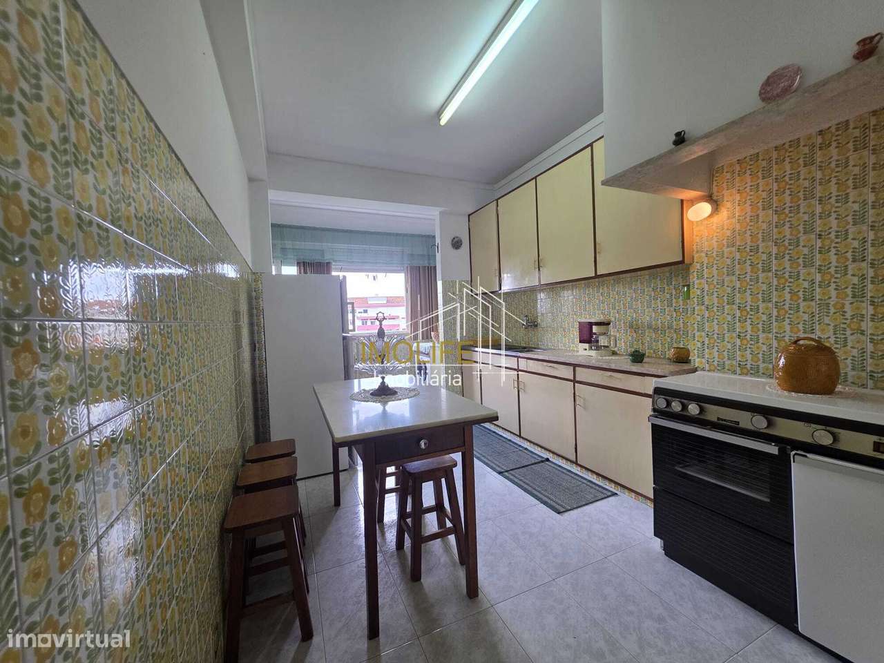 Apartamento T2 em odivelas com vista desafogada-34