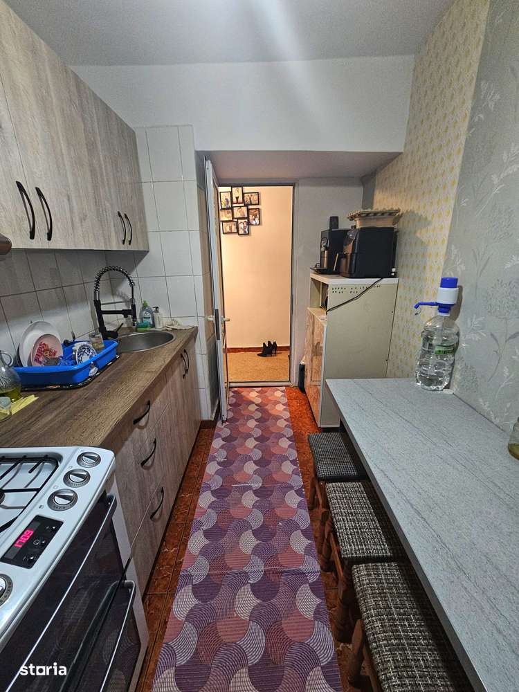 Apartament 2 camere – Central / Urlați – Etaj 2, balcon închis-11