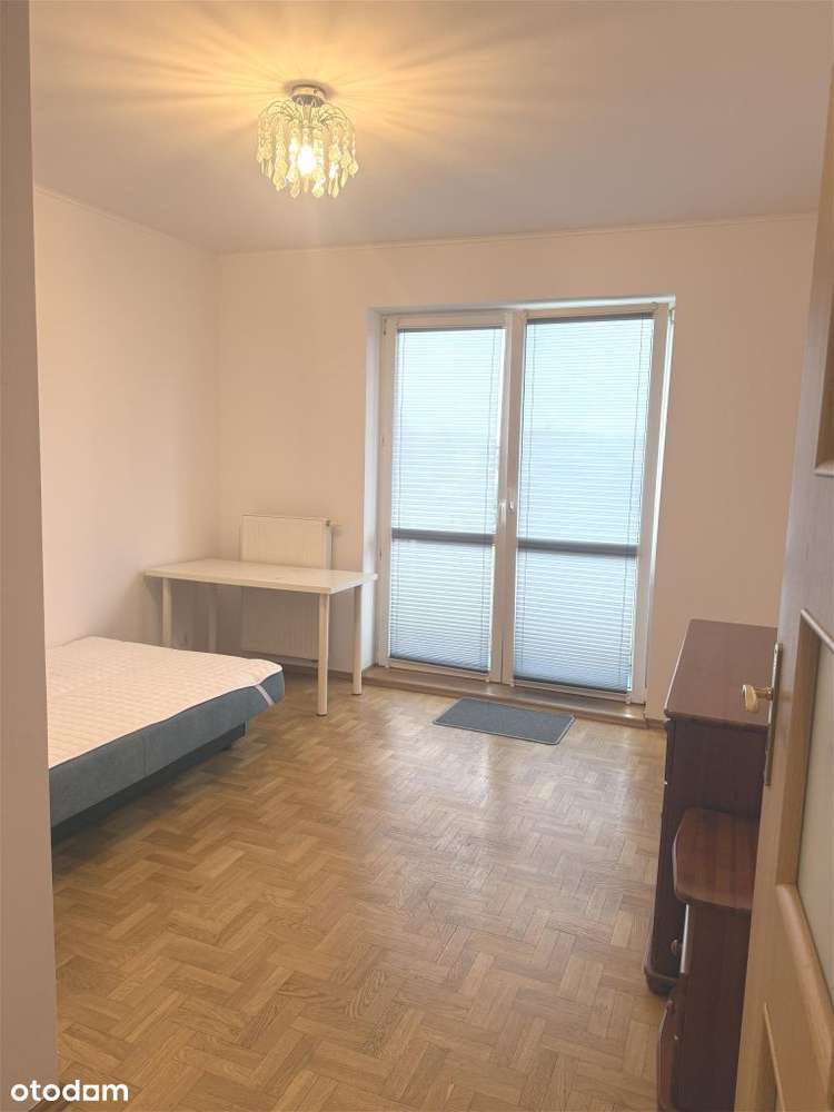 Mieszkanie z 2 balkonami.-12