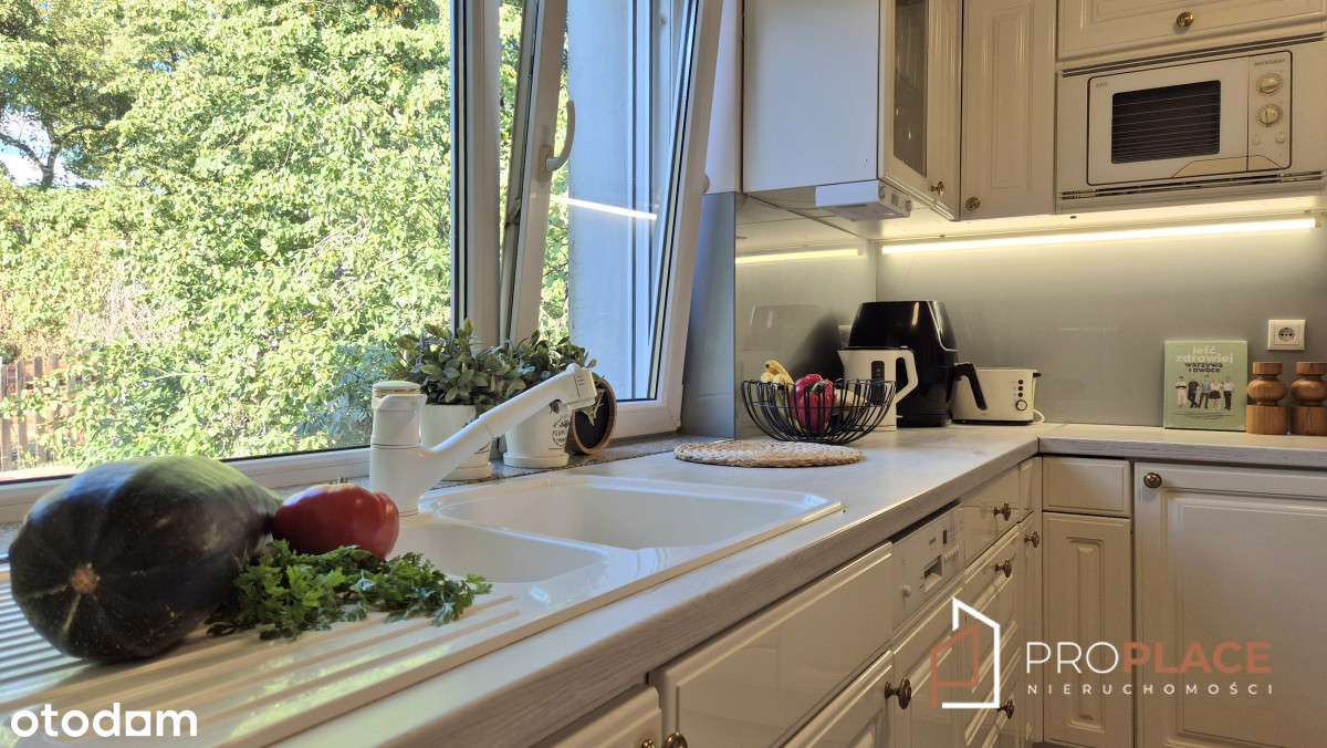 Przestronny dom z garażem i osobnym mieszkaniem-8