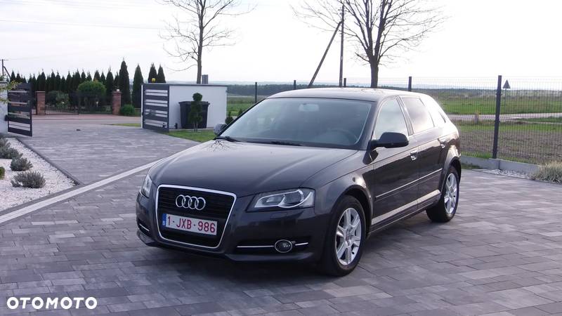 Audi A3 1.6 TDI Attraction - 6