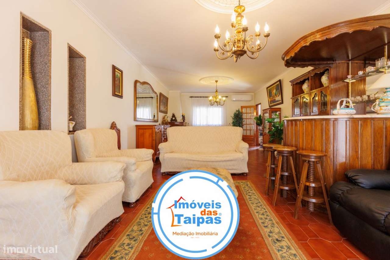 Vende-se Moradia em Barco - Guimarães-37