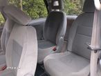 Ford Galaxy 2.8 V6 Ghia - 13