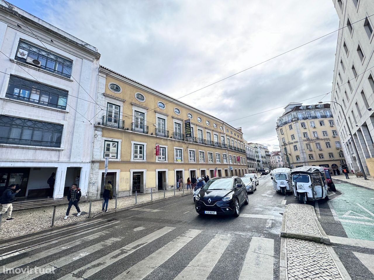 Escritório em pleno Martim Moniz