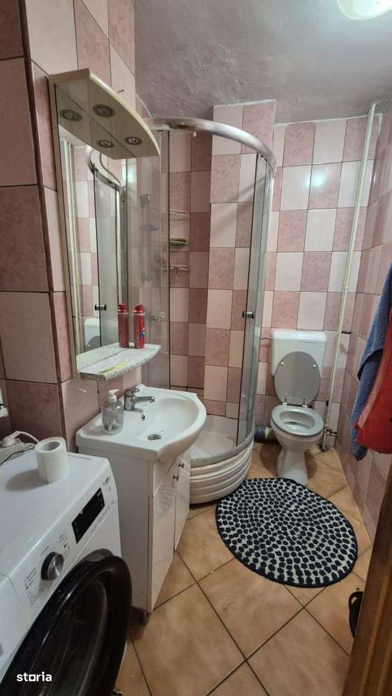 4 Camere Crangasi  5 minute de Metrou-11