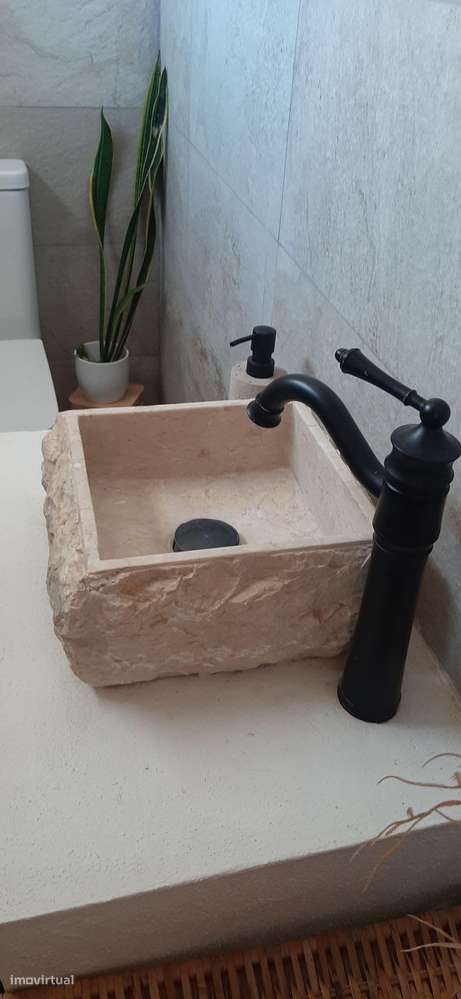 Oportunidade no coração do Alentejo! Moradia térrea T4 em Safara! Uma-36