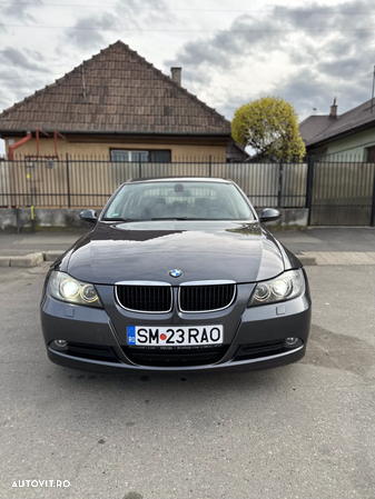 BMW Seria 3 320d DPF - 1