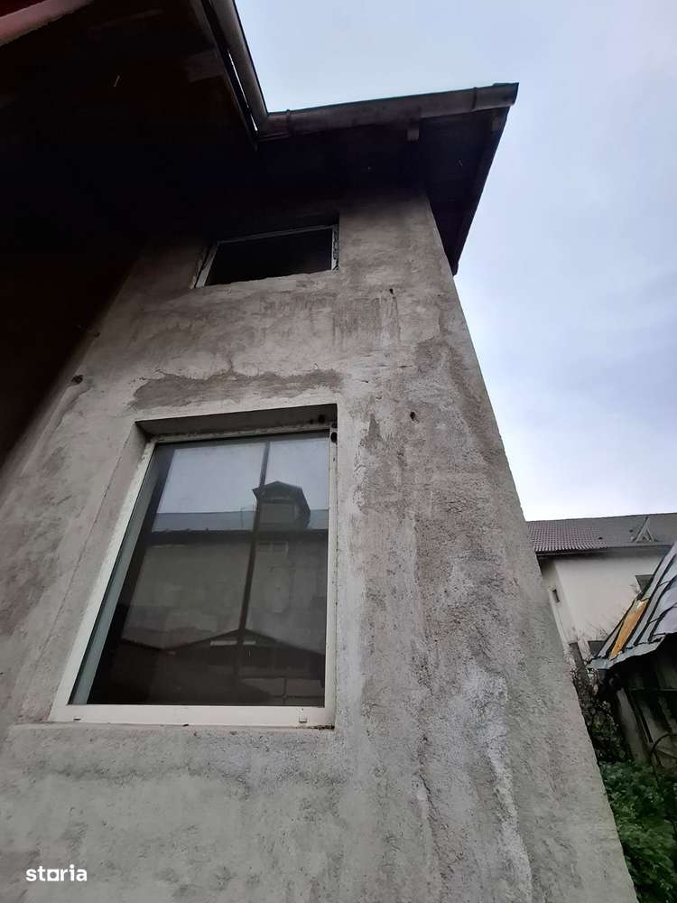 Casă si teren  565 m² în Mun.Rm Vâlcea, Cartier Goranu Cl Bucuresti - Imagine principală: 4/19