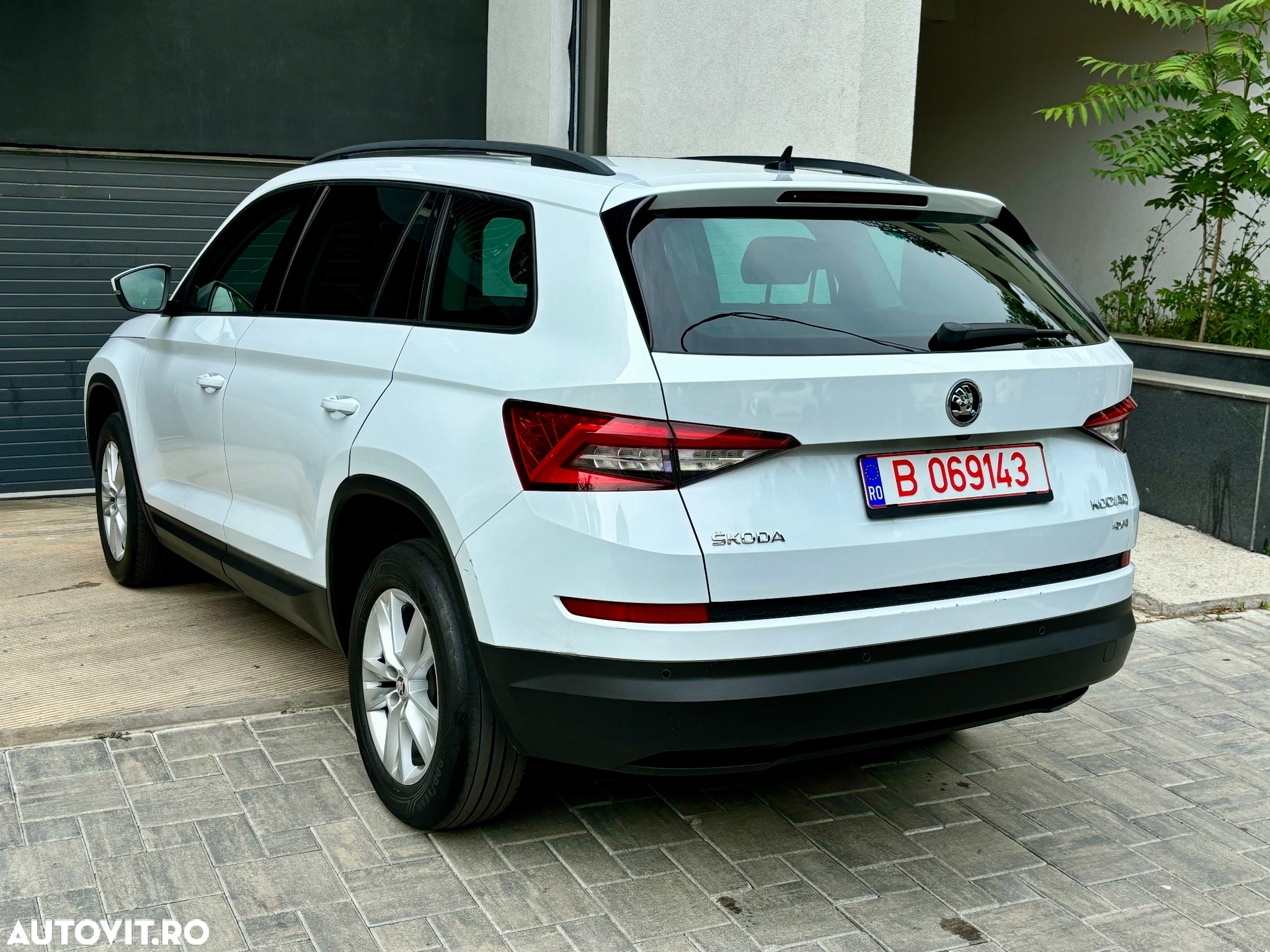 Skoda Kodiaq 2.0 TDI 4X4 DSG Ambition - 4