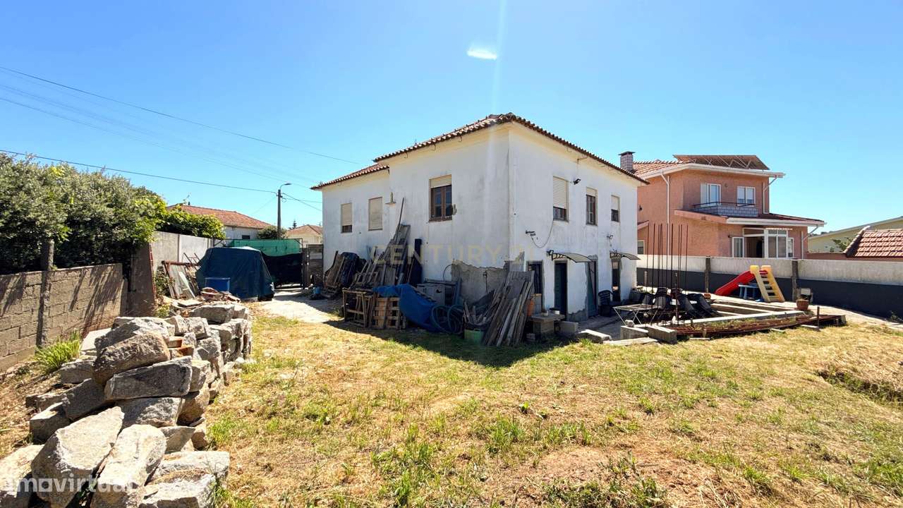 Moradia para Remodelação com Projeto Aprovado em São Félix da Marinha--30