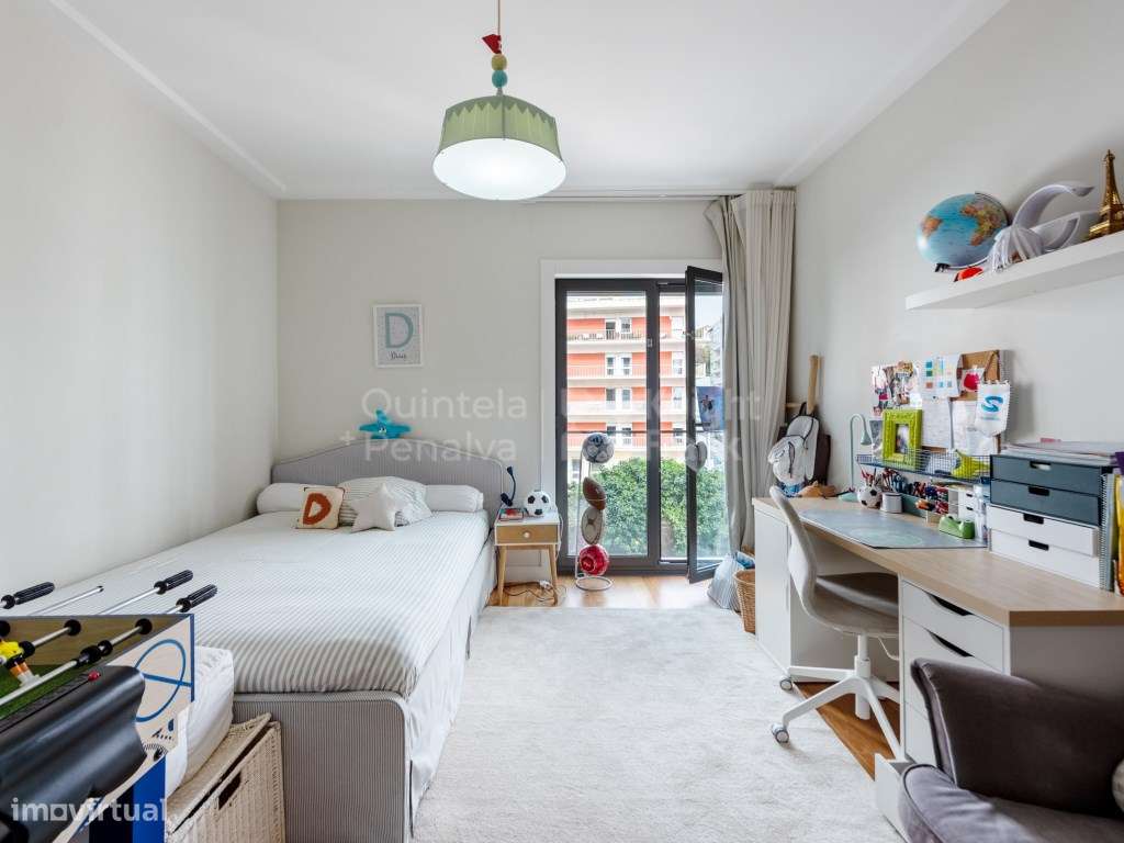 Apartamento T4 em condomínio de luxo privado na Lapa-18