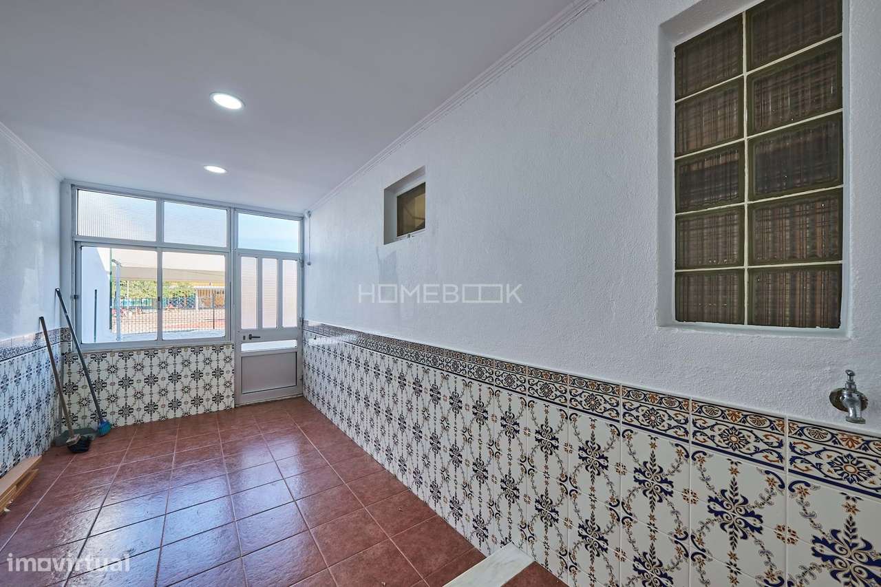 Moradia T3 com Potencial transformação para T4 | Quinta do Anjo, Palme-19