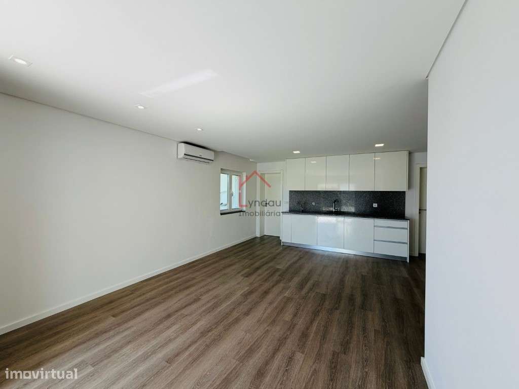 T1+1 Ronfe Guimarães - Grande imagem: 3/19