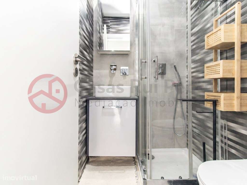 Moradia T3+2 Remodelada com garagem 740 m² de Terreno em St Antonio...-31