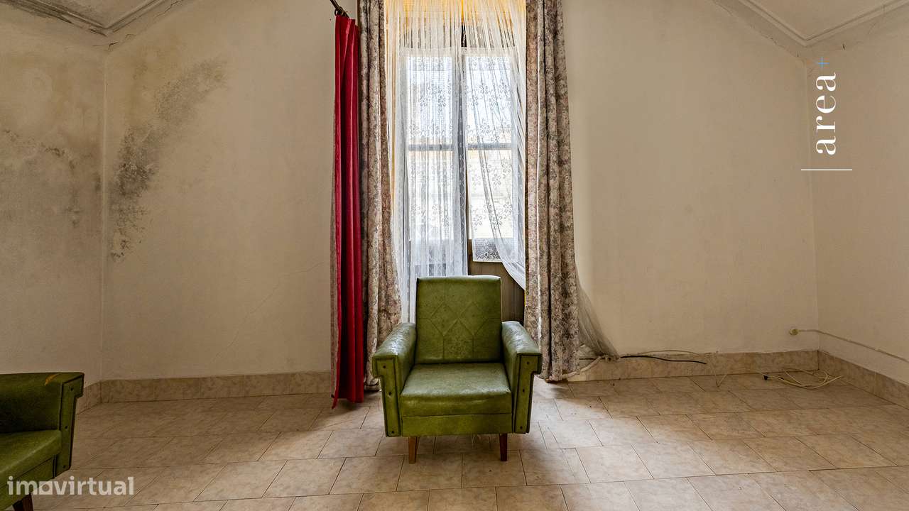 Imóvel Exclusivo | Prédio da Rua dos Cravos-54